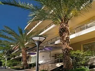 Holiday Suites 4* Афины