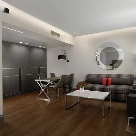 Holiday Suites Отель