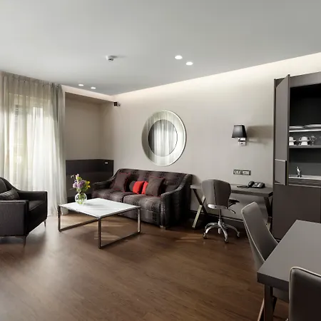 Hotel Holiday Suites Athene