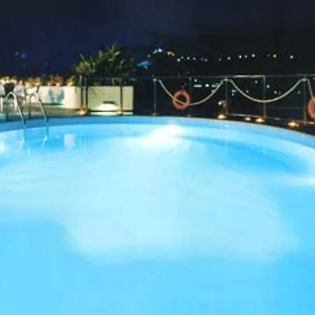 Hotel Holiday Suites Athene