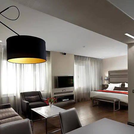 Holiday Suites 4* Athene